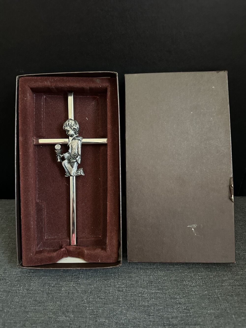 Roman Inc First Communion Boy Cross Crucifix Chalice Grapes #93658 Original Box